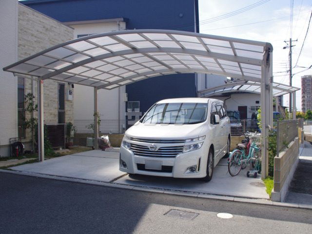 敷地 建物条件を活かした自転車置き場 4 3