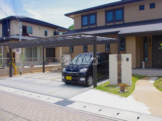 施工例 駐車場 3台用カーポートを既存庭に設置 兵庫県姫路市